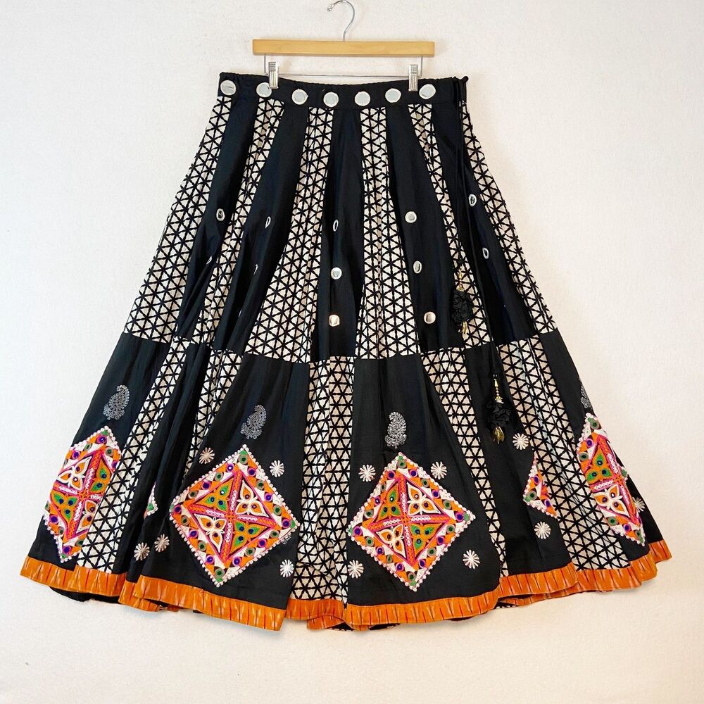 Indian Lehenga Choli Skirt Latkan Tassel Tie Waist Formal Party Boho Embroidered